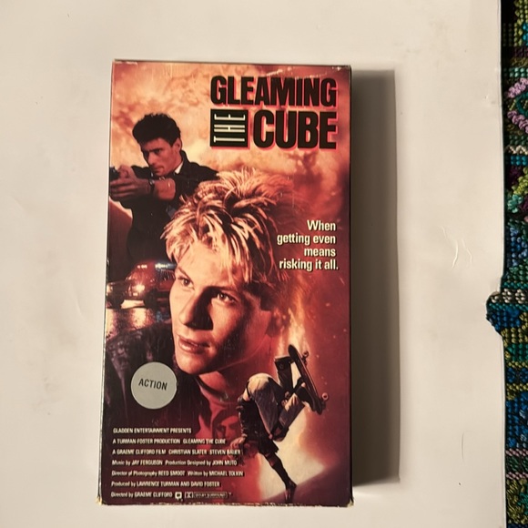 Gleaming the Cube: VHS 📼 Cult classic skateboarding action movie Good condition - Picture 3 of 9